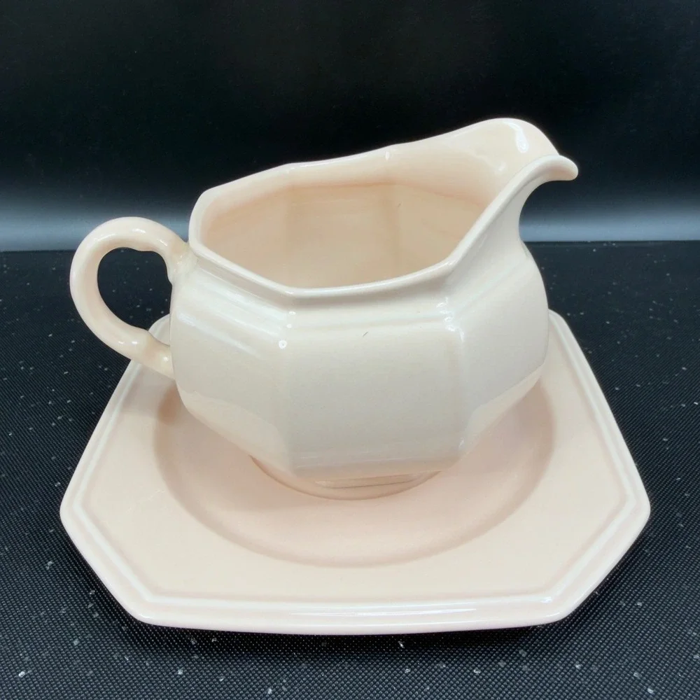 Mikasa English Chintz‎ Peach Bloom Gravy Boat and Underplate Japan Pink Ceramic